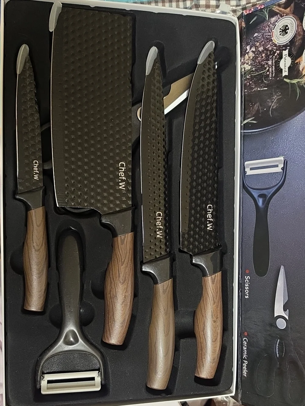 Nwt Chef.W 7-Piece Kitchen Knife Set with Wood-Effect Handles - Black Blades